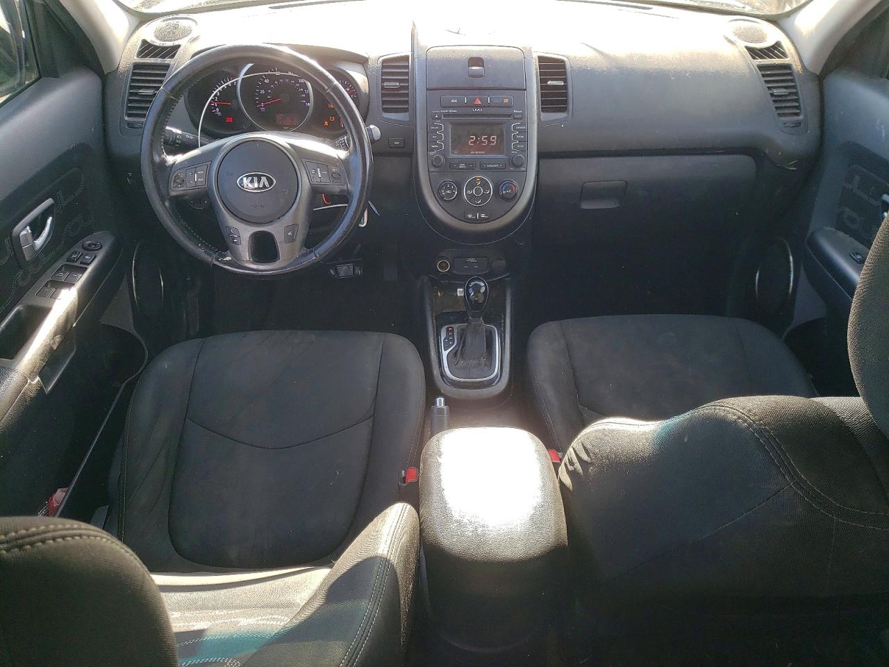 2013 KIA SOUL + photo 8