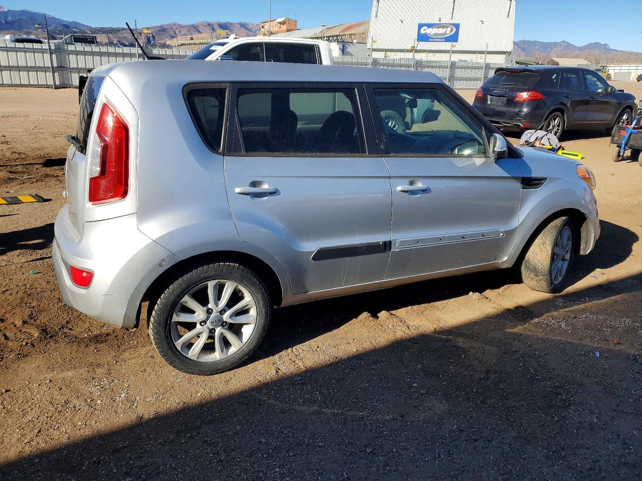 2013 KIA SOUL + photo 3
