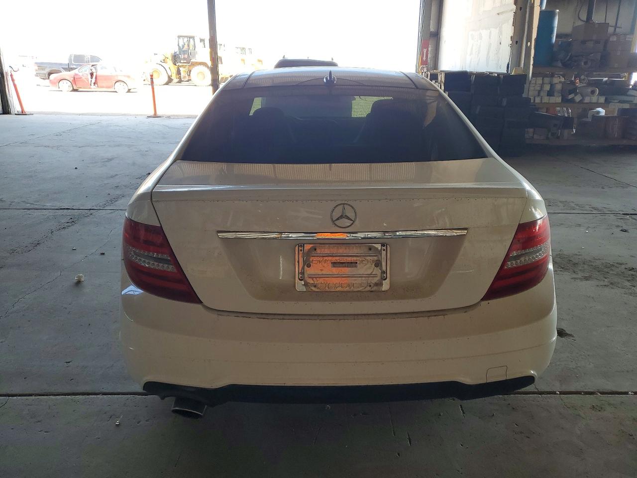 2015 MERCEDES-BENZ C 250 photo 6
