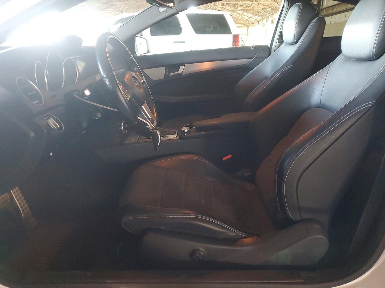 2015 MERCEDES-BENZ C 250 photo 7