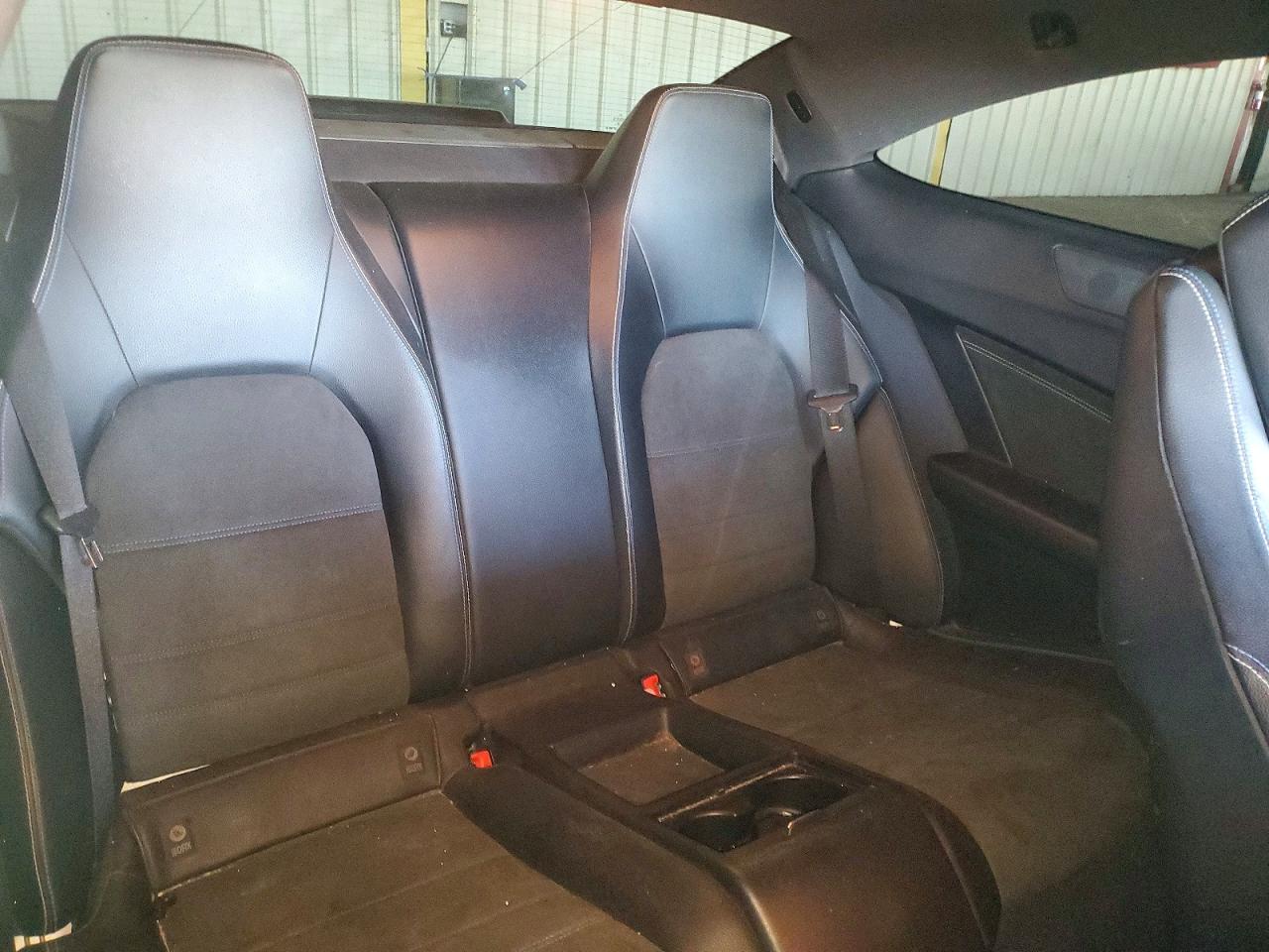 2015 MERCEDES-BENZ C 250 photo 10