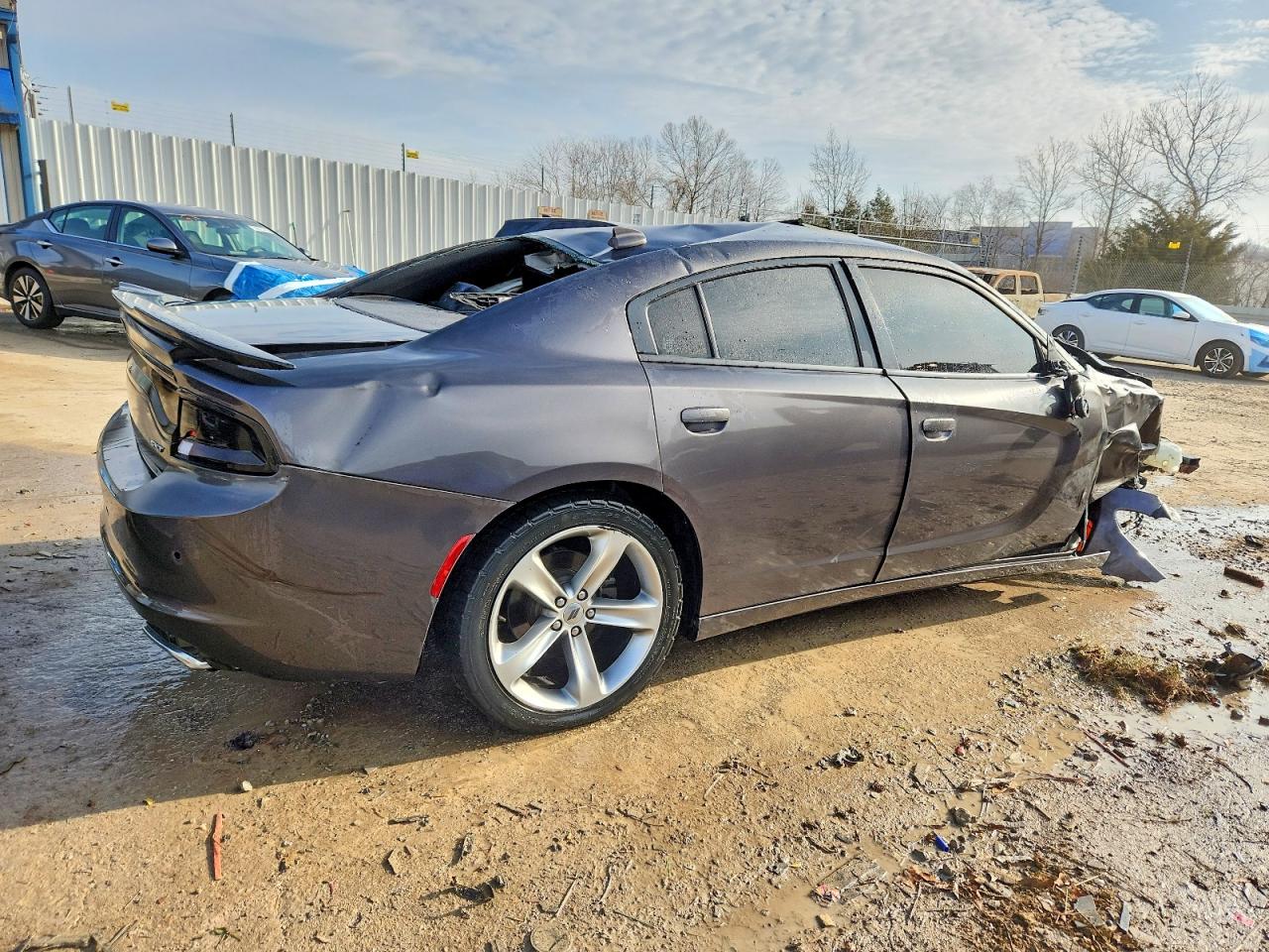 2017 DODGE CHARGER SXT photo 3