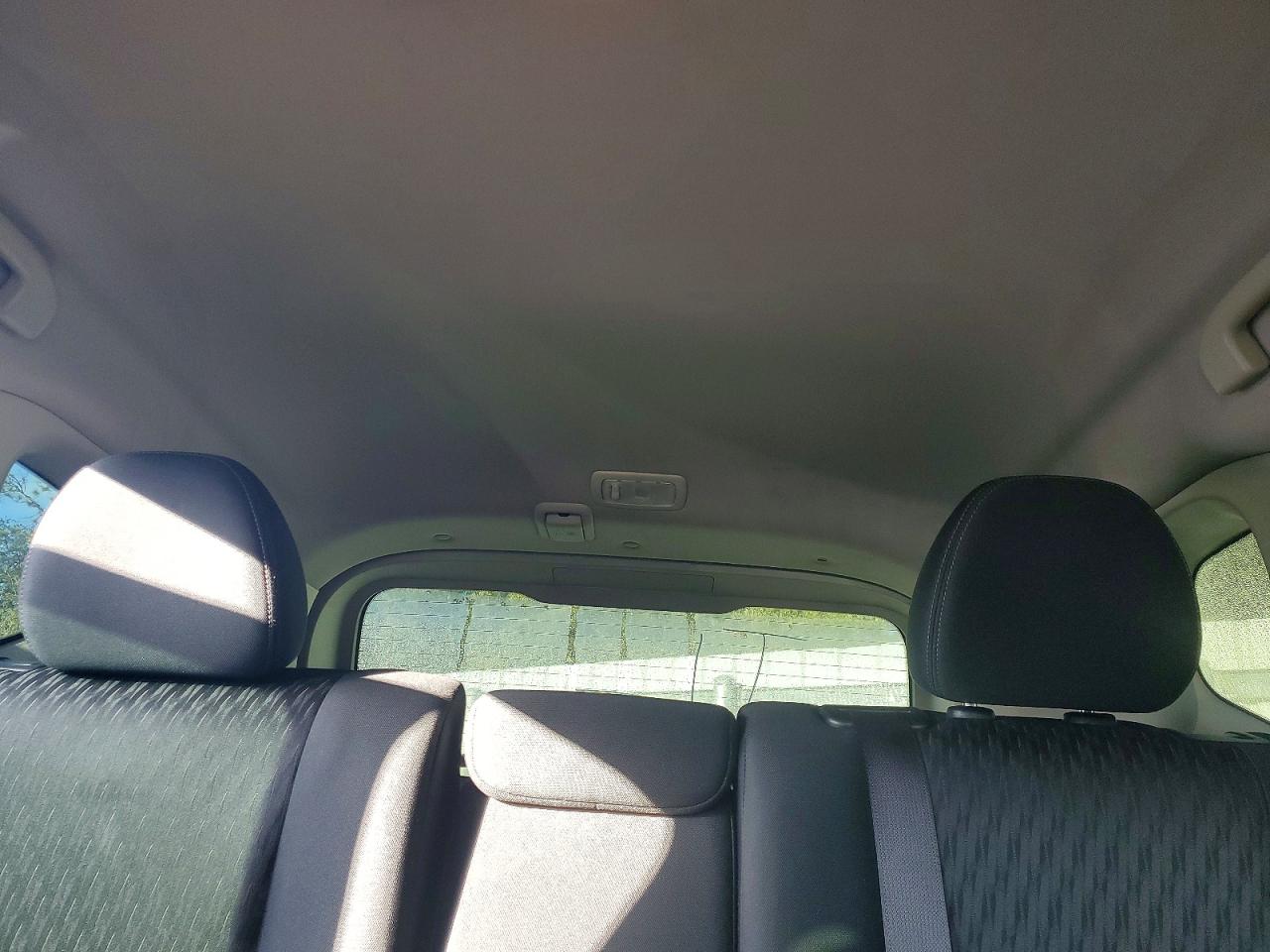 2018 NISSAN ROGUE S photo 10