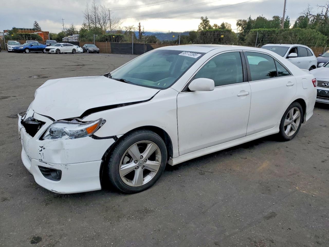2011 TOYOTA CAMRY