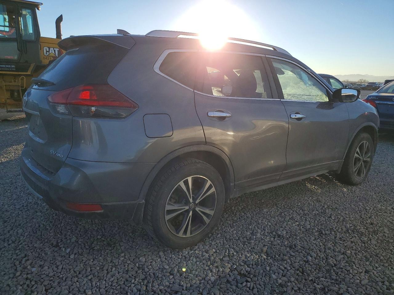 2019 NISSAN ROGUE S photo 3