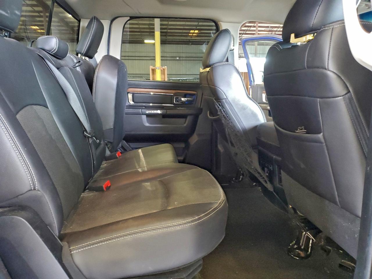 2016 RAM 1500 LARAMIE photo 10