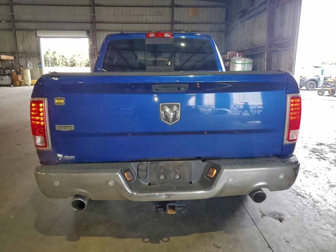 2016 RAM 1500 LARAMIE photo 6
