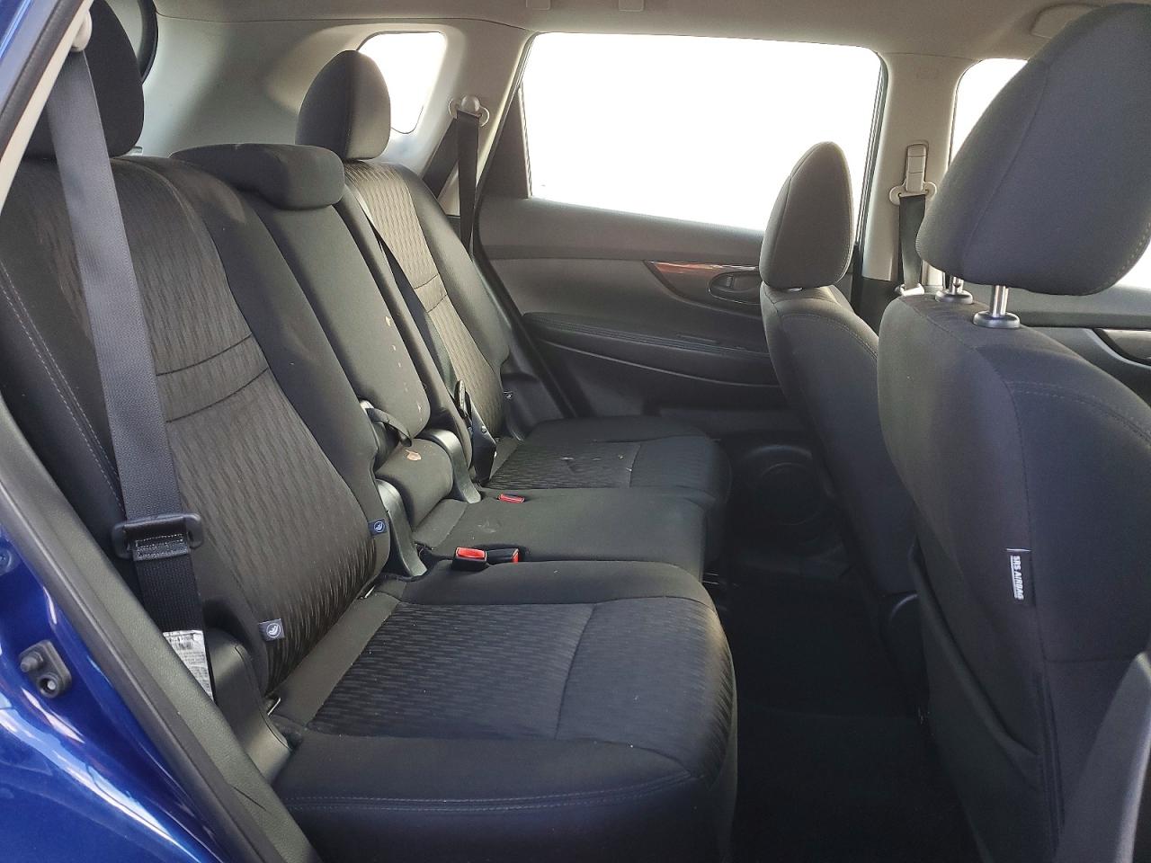 2019 NISSAN ROGUE S photo 11