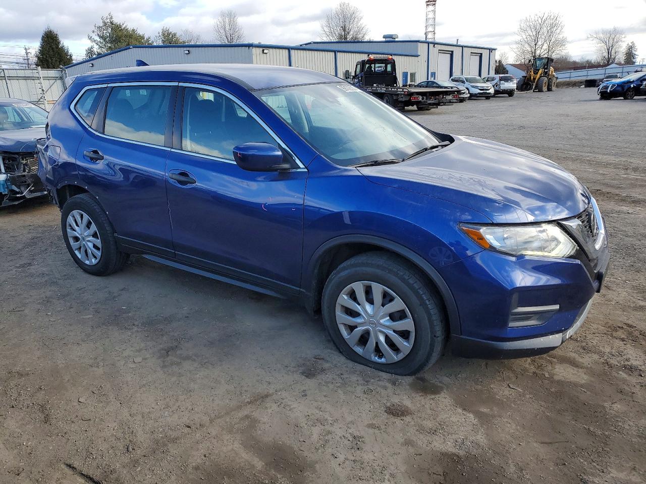 2019 NISSAN ROGUE S photo 4