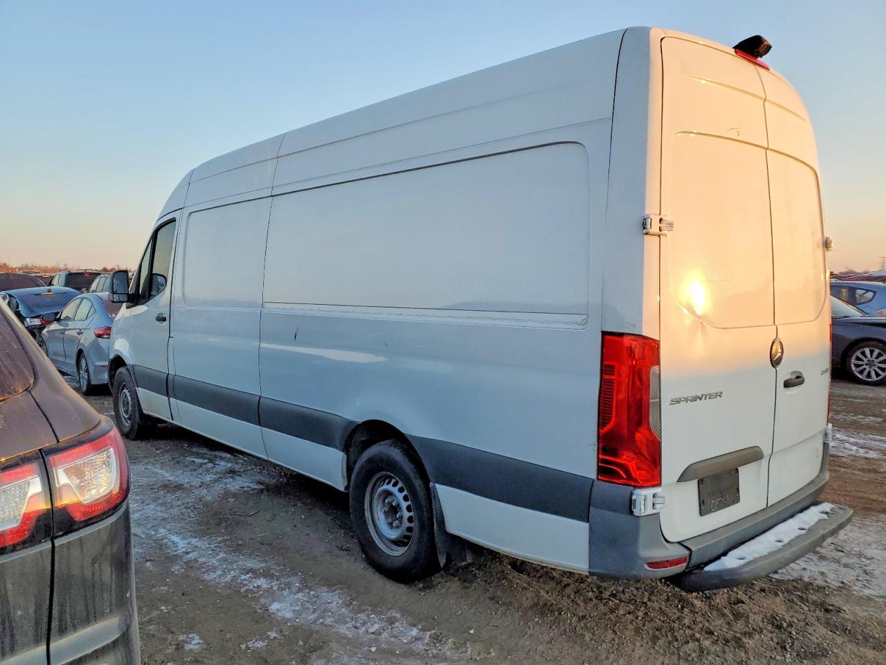 2021 MERCEDES-BENZ SPRINTER 2500 photo 2