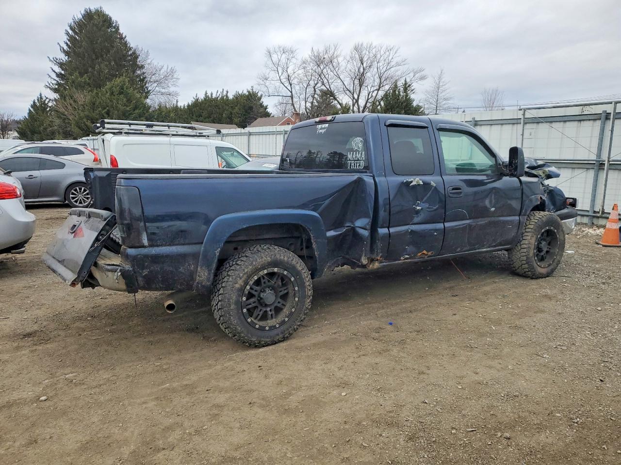 2005 CHEVROLET SILVERADO K1500 photo 3