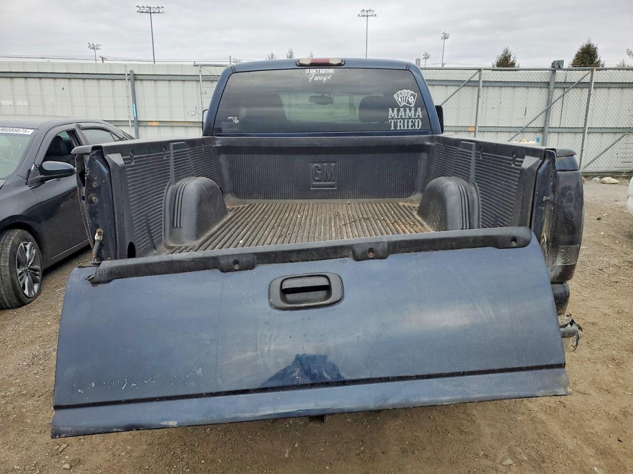 2005 CHEVROLET SILVERADO K1500 photo 6