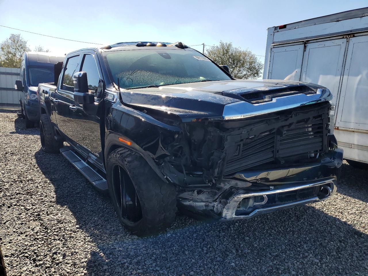 2020 GMC SIERRA K2500 DENALI photo 4