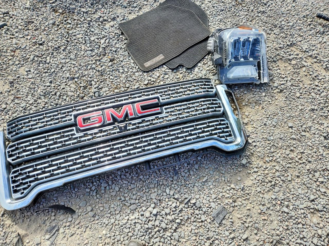 2020 GMC SIERRA K2500 DENALI photo 12