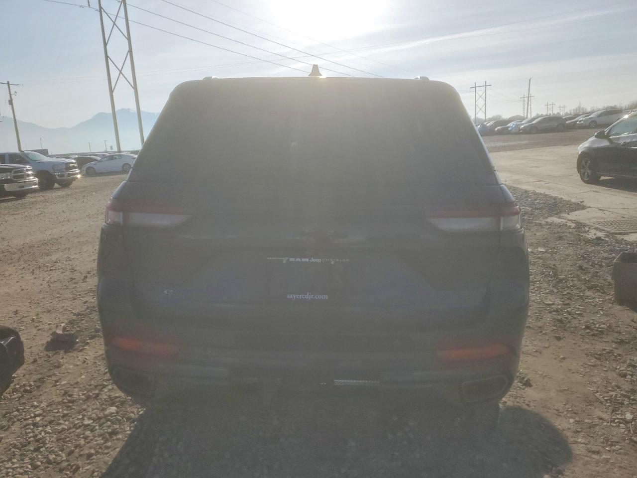 2024 JEEP GRAND CHEROKEE LIMITED 4XE photo 11