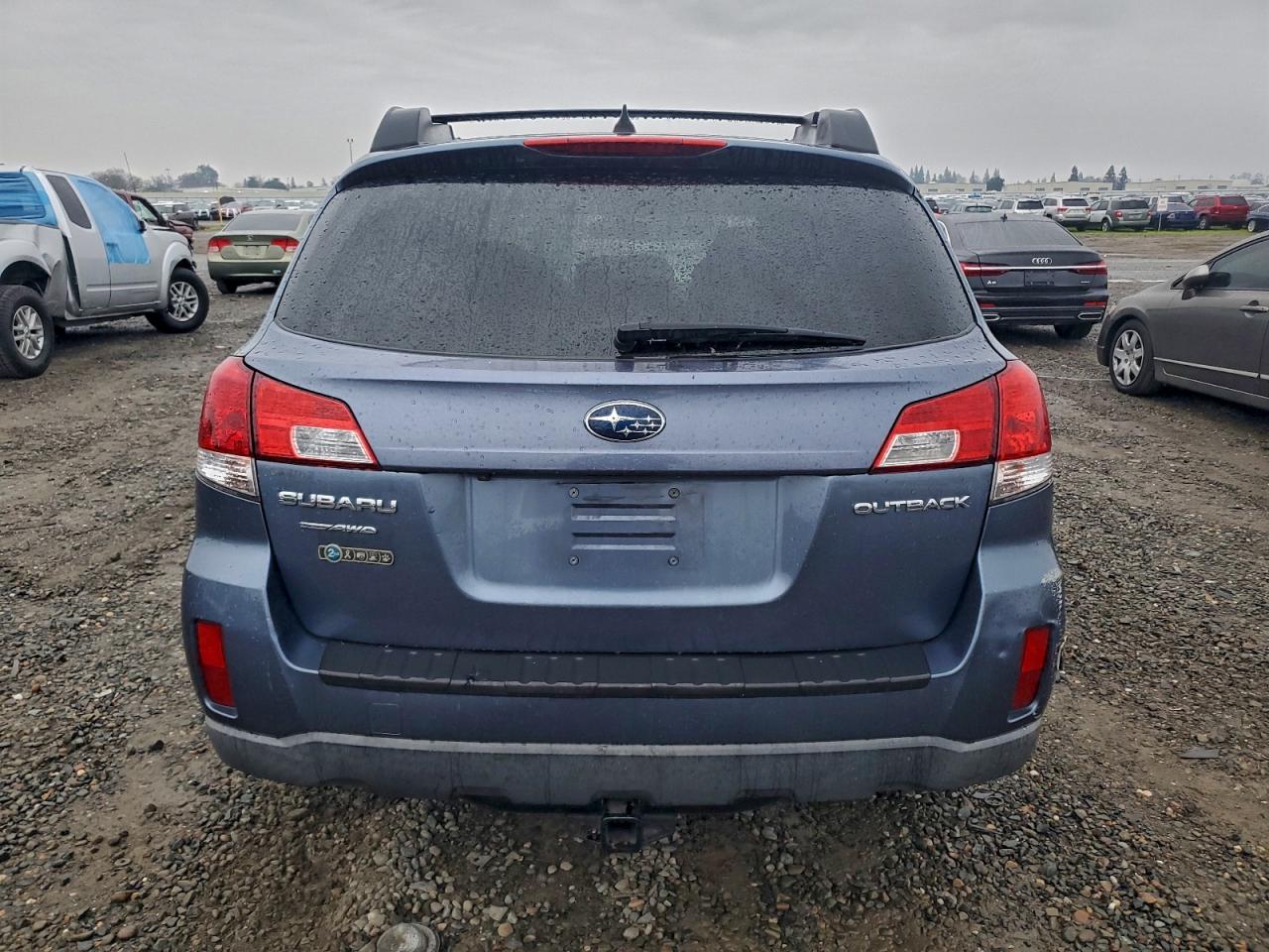2014 SUBARU OUTBACK 2.5I PREMIUM photo 11