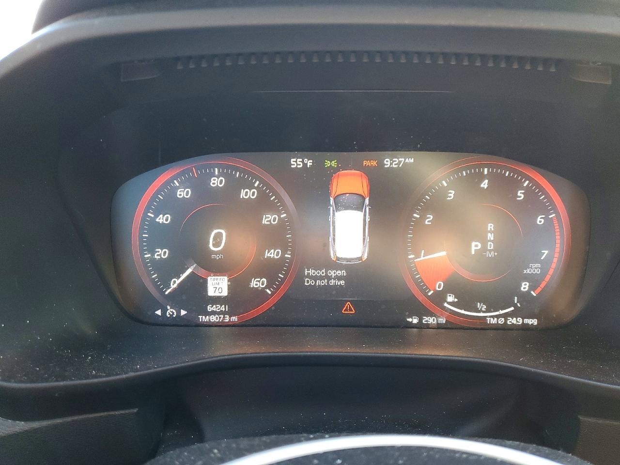 2020 VOLVO XC40 T5 R-DESIGN photo 9
