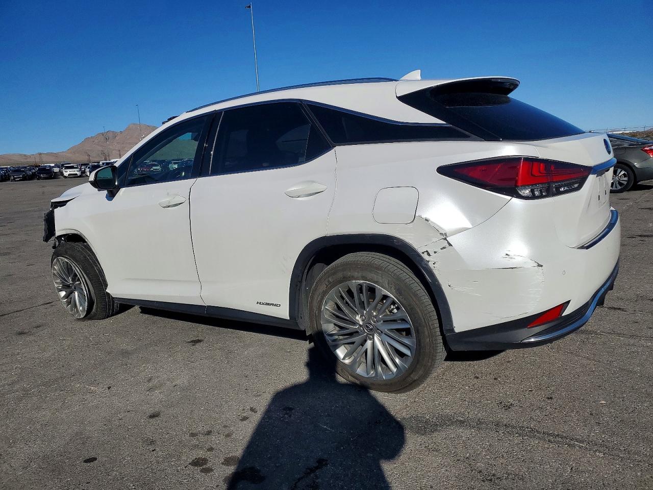 2021 LEXUS RX 450H photo 2