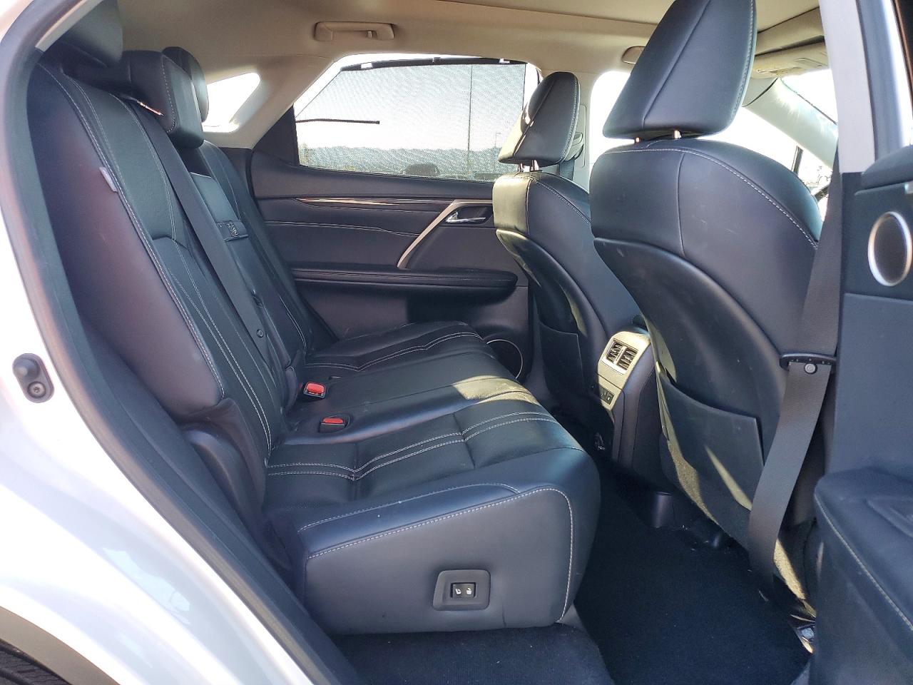 2021 LEXUS RX 450H photo 10