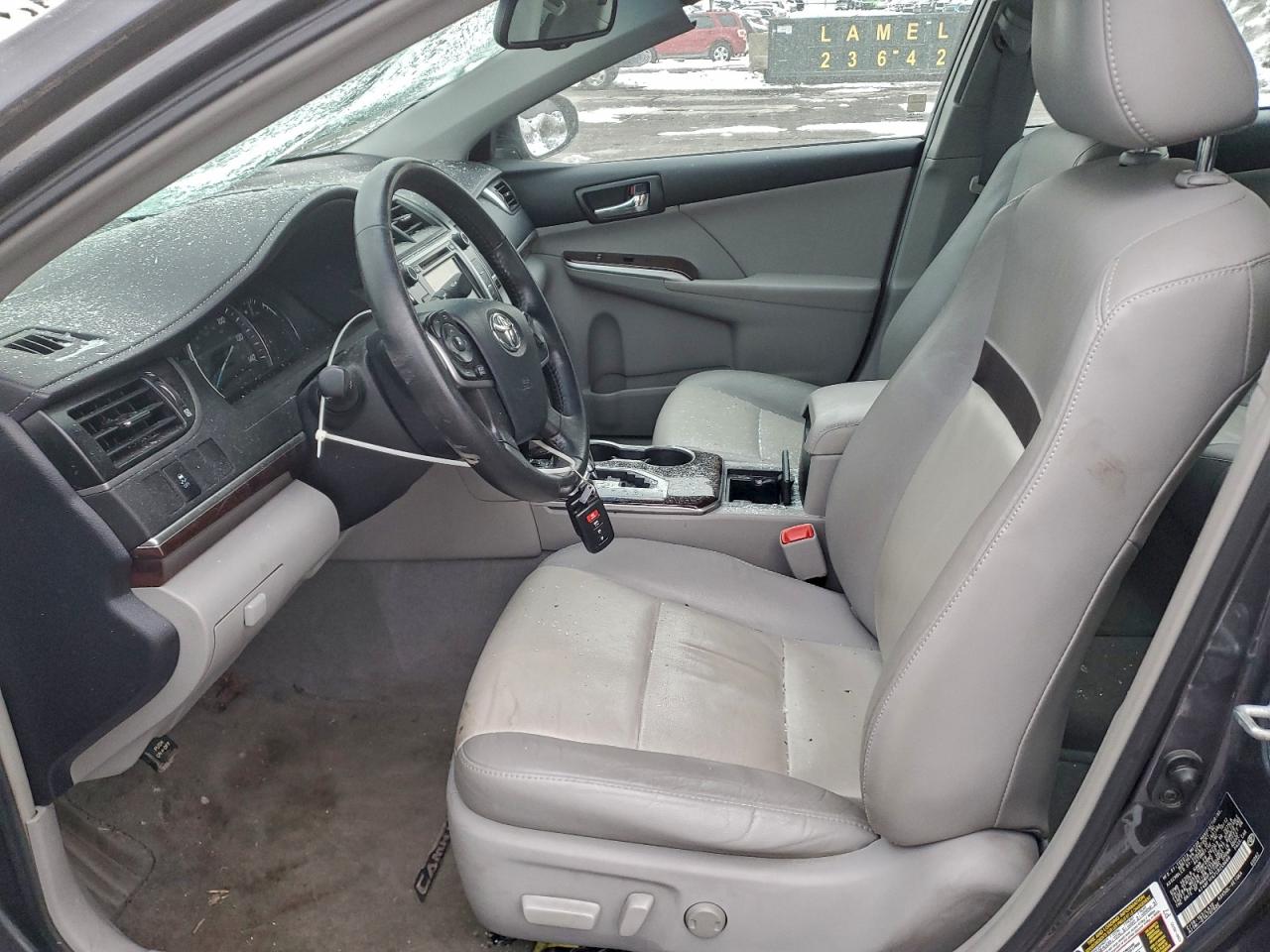 2012 TOYOTA CAMRY BASE photo 13