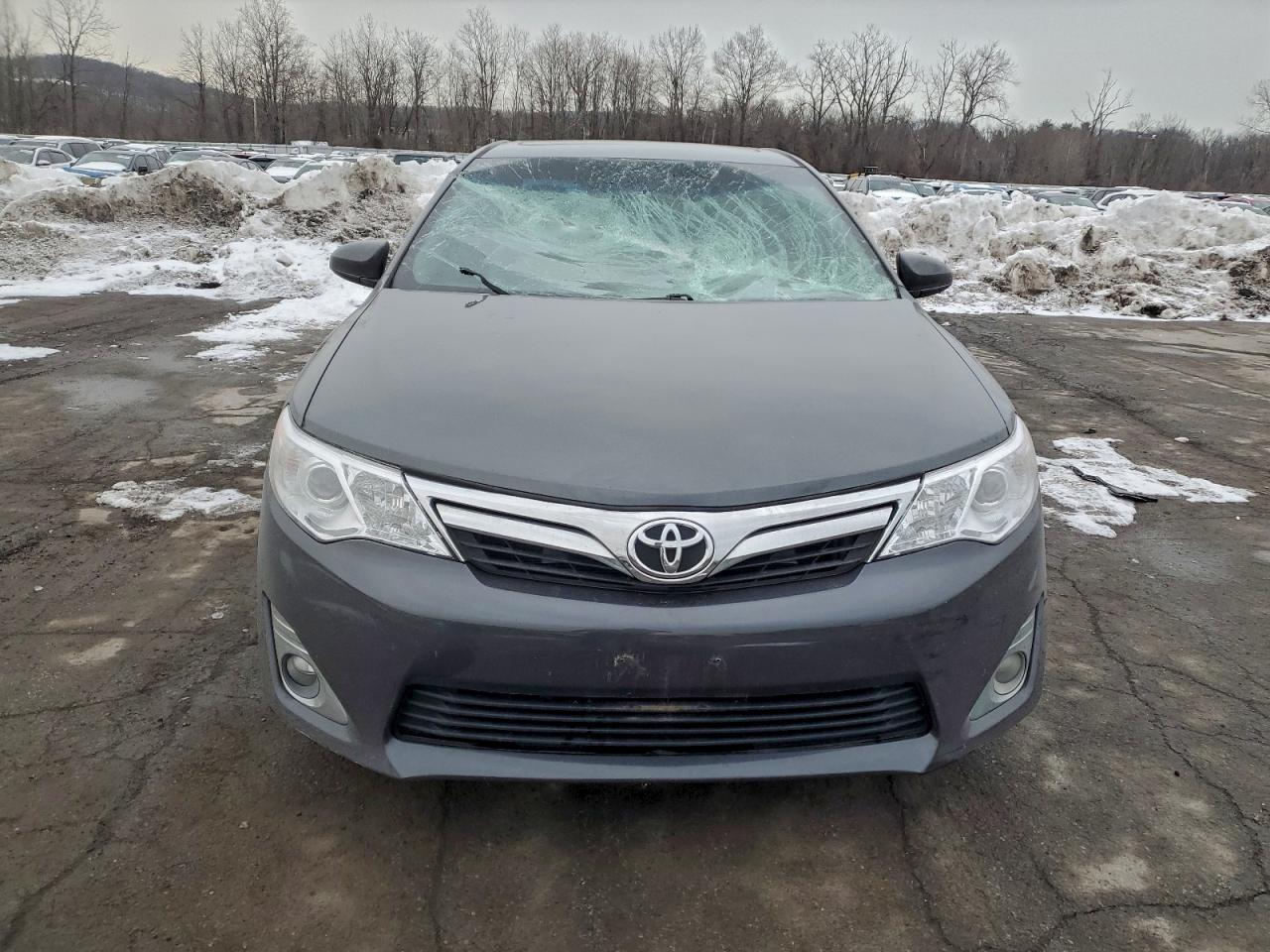 2012 TOYOTA CAMRY BASE photo 9