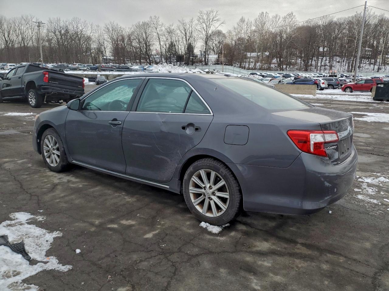 2012 TOYOTA CAMRY BASE photo 3