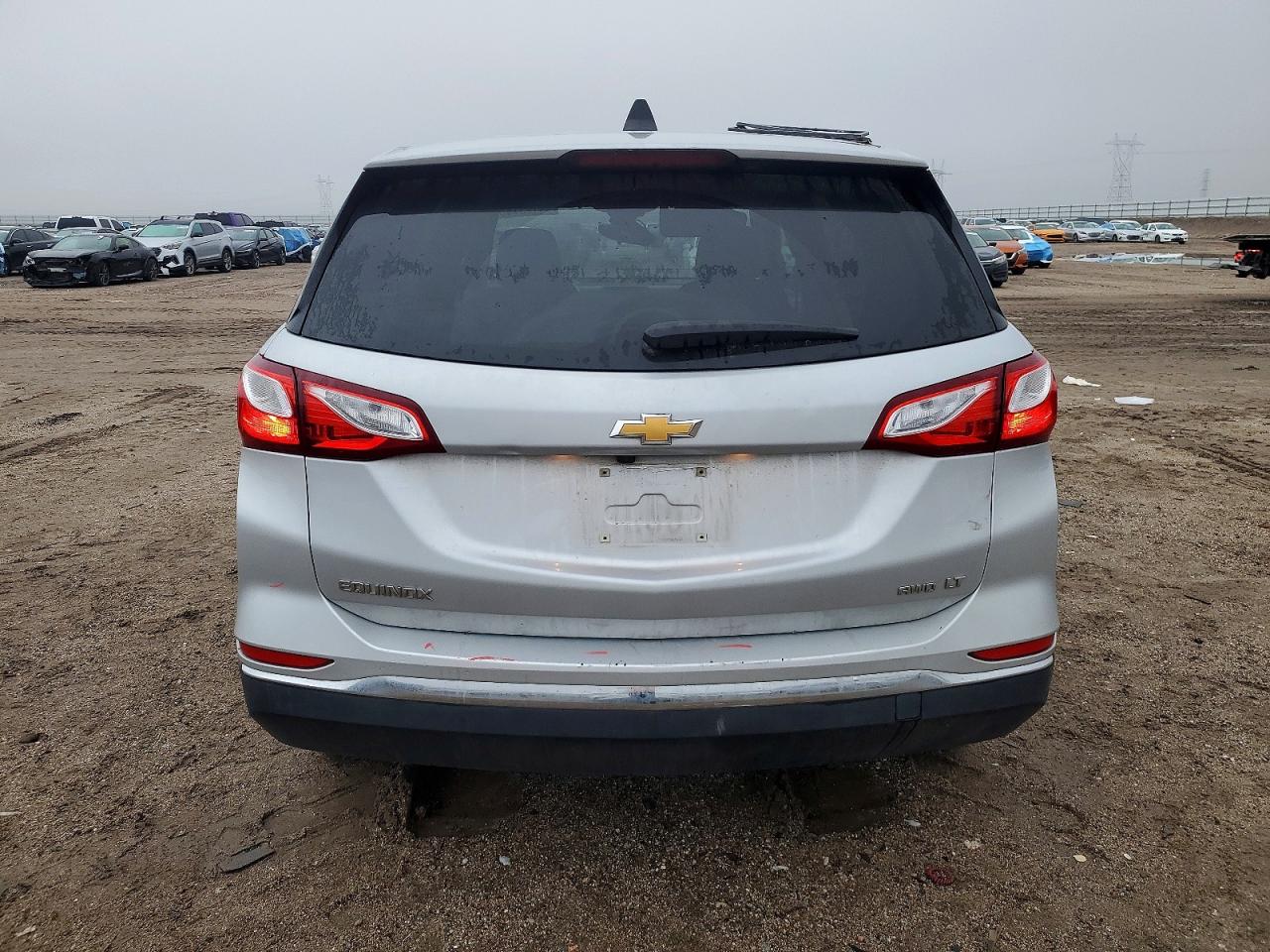 2020 CHEVROLET EQUINOX LT photo 6