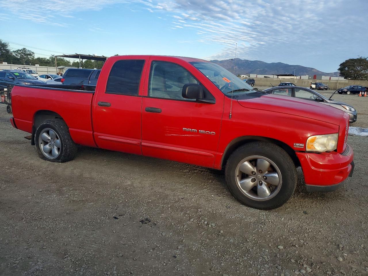 2004 DODGE RAM 1500 ST photo 4