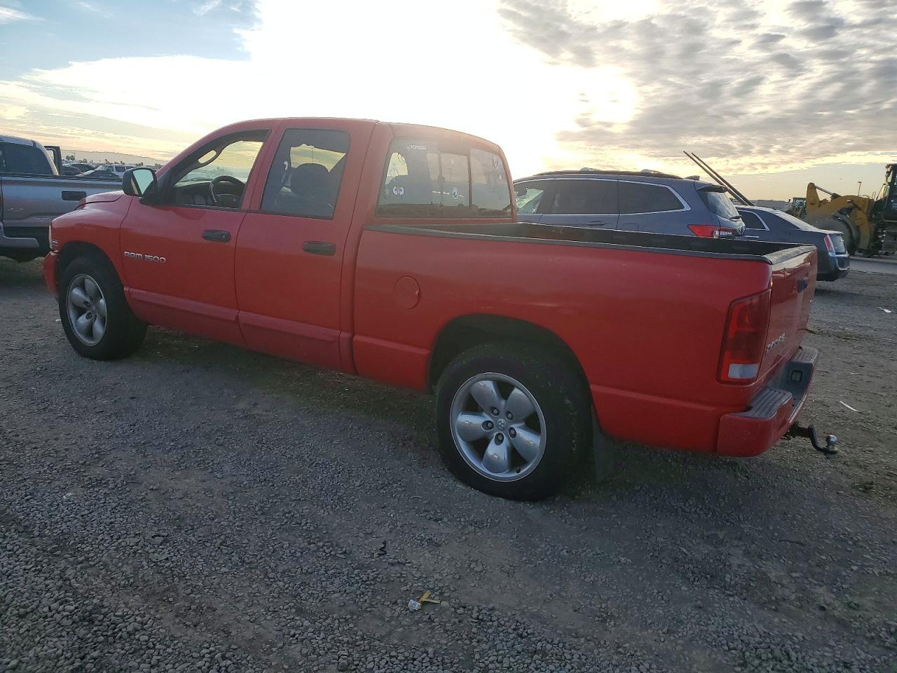 2004 DODGE RAM 1500 ST photo 2