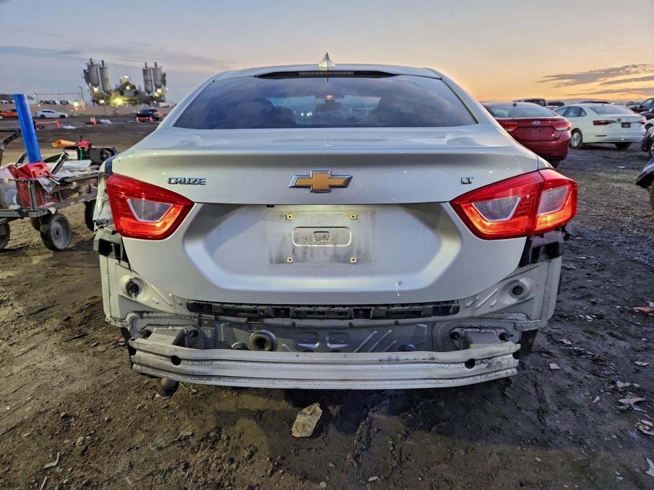2016 CHEVROLET CRUZE LT photo 6