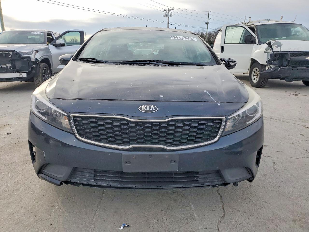 2017 KIA FORTE LX photo 5