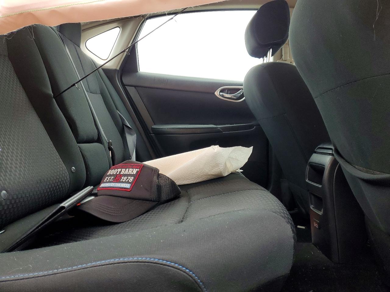 2019 NISSAN SENTRA S photo 10