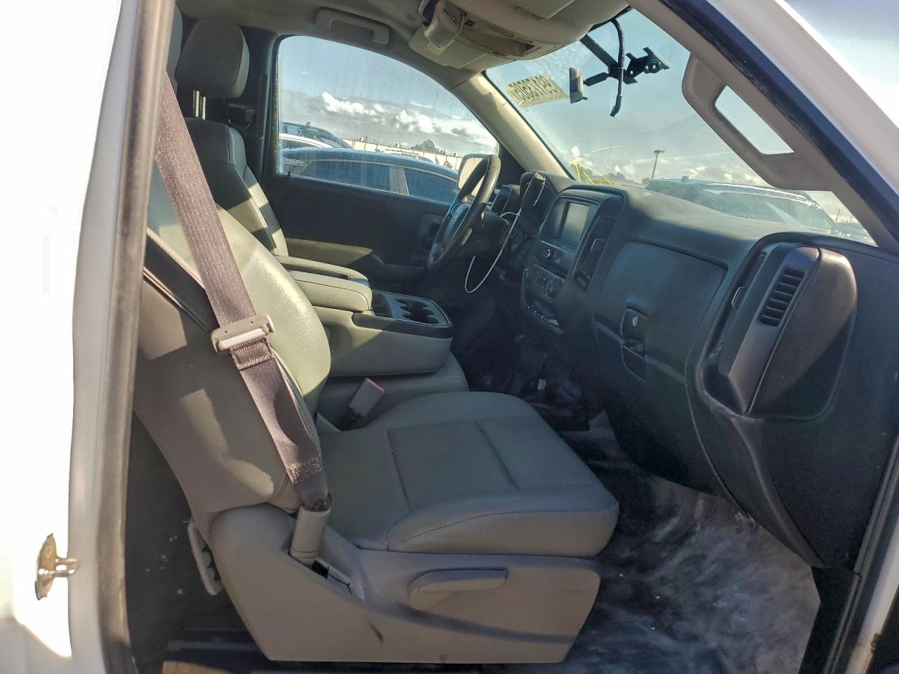 2017 CHEVROLET SILVERADO K1500 photo 10