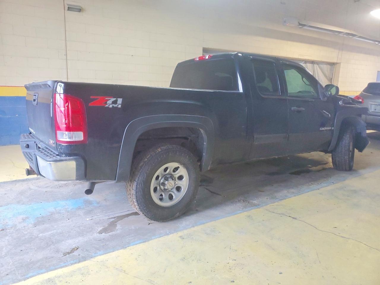 2008 GMC SIERRA K1500 photo 3