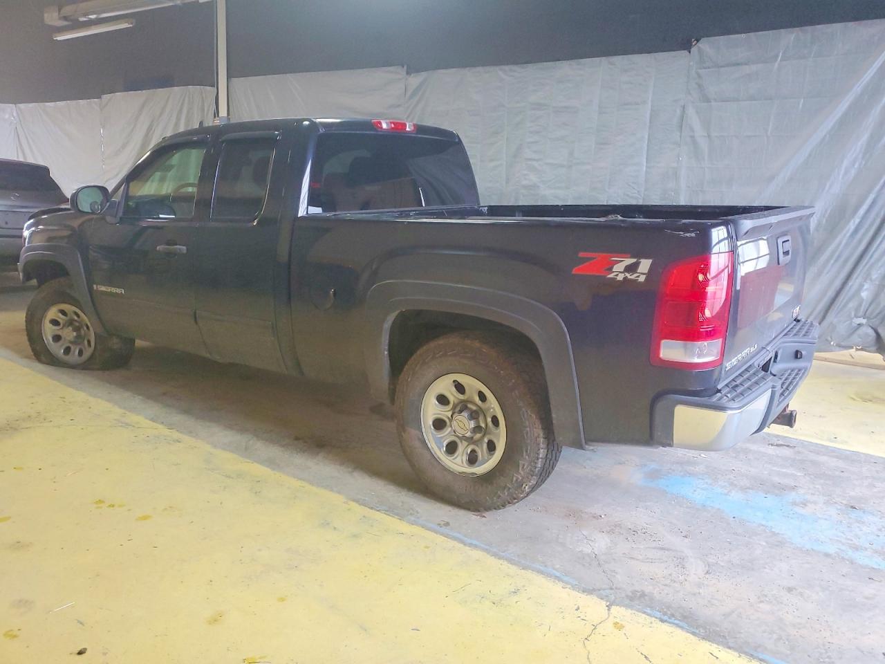 2008 GMC SIERRA K1500 photo 2