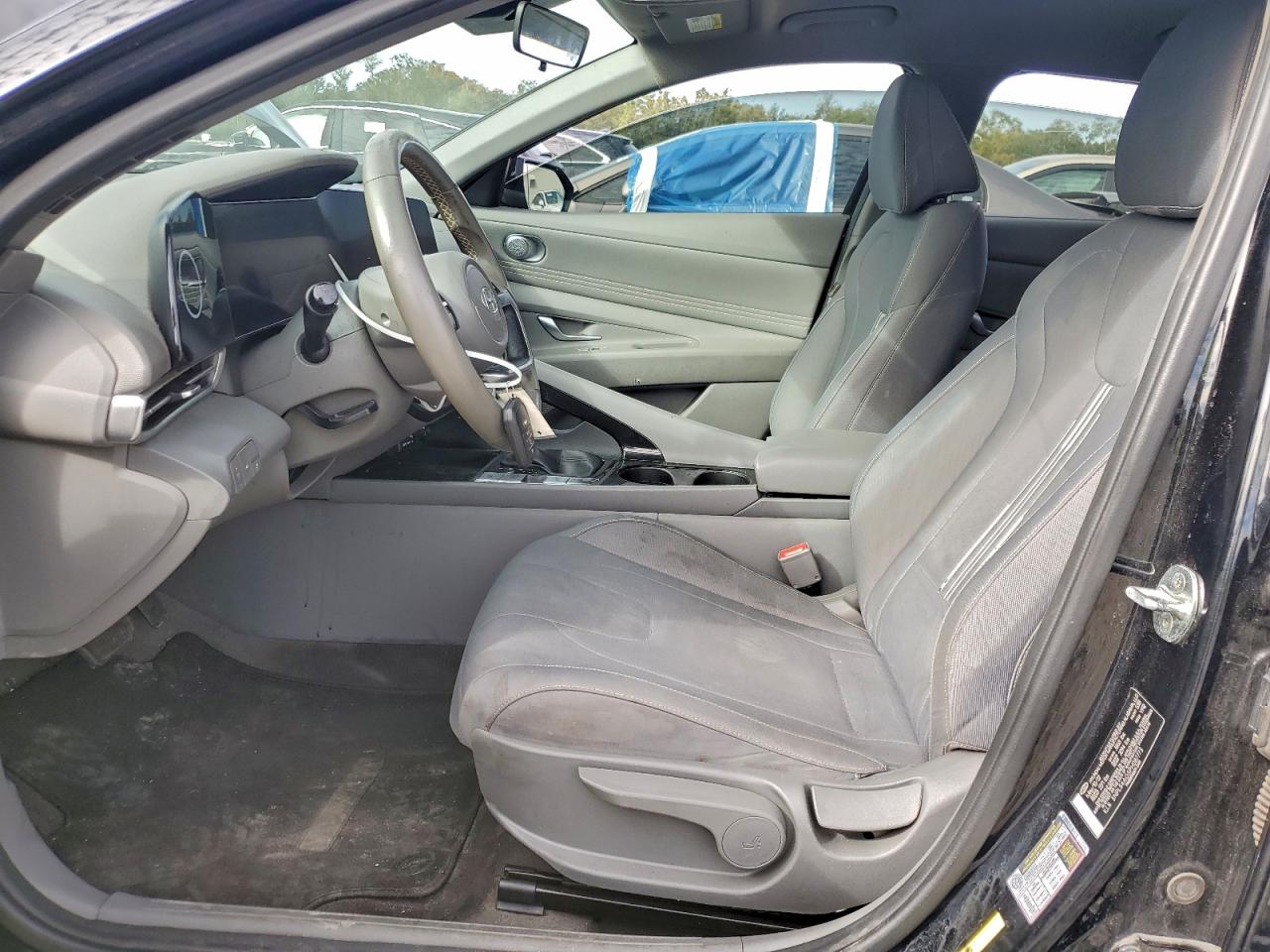 2023 HYUNDAI ELANTRA SEL photo 7