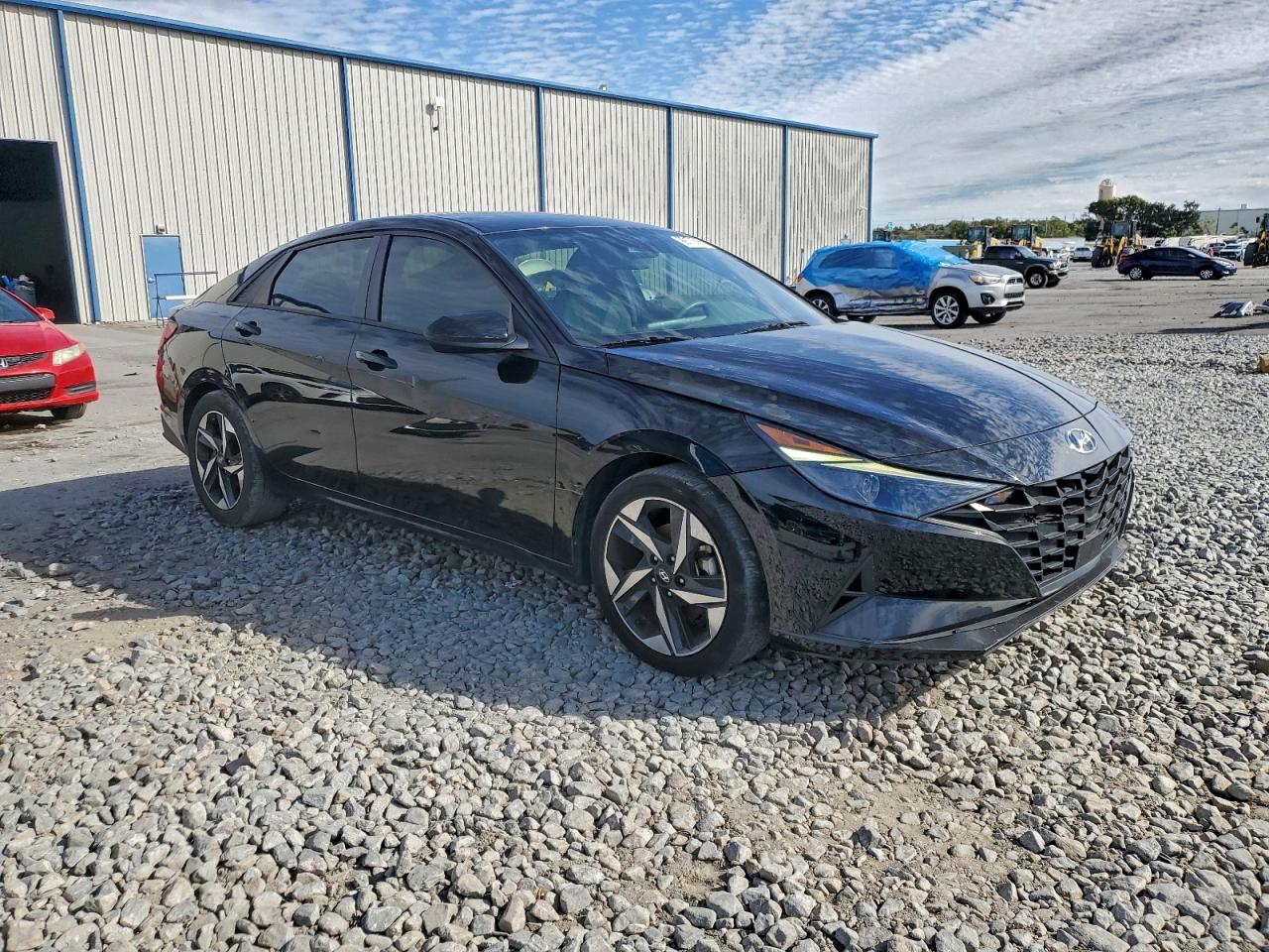 2023 HYUNDAI ELANTRA SEL photo 4