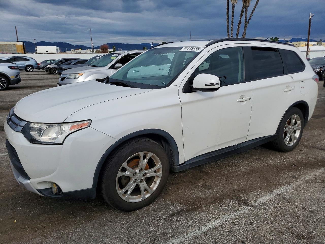 2015 MITSUBISHI OUTLANDER