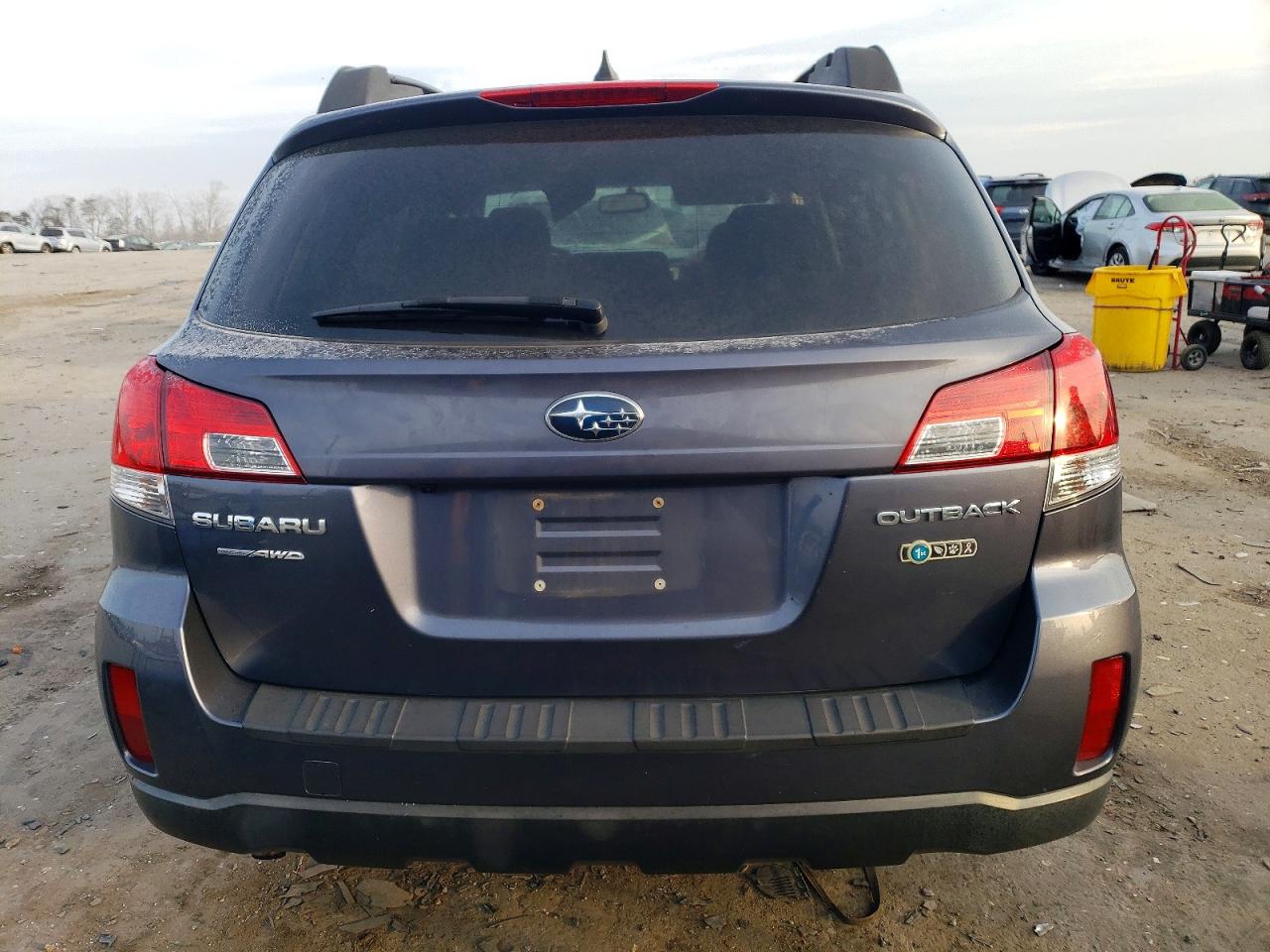 2014 SUBARU OUTBACK 2.5I PREMIUM photo 6