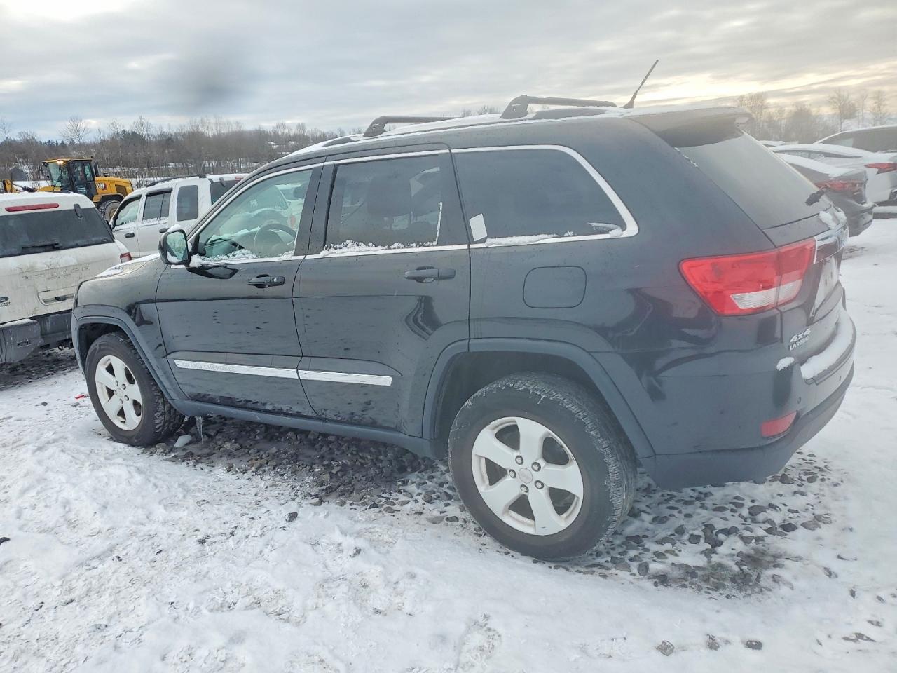 2012 JEEP GRAND CHEROKEE LAREDO photo 3
