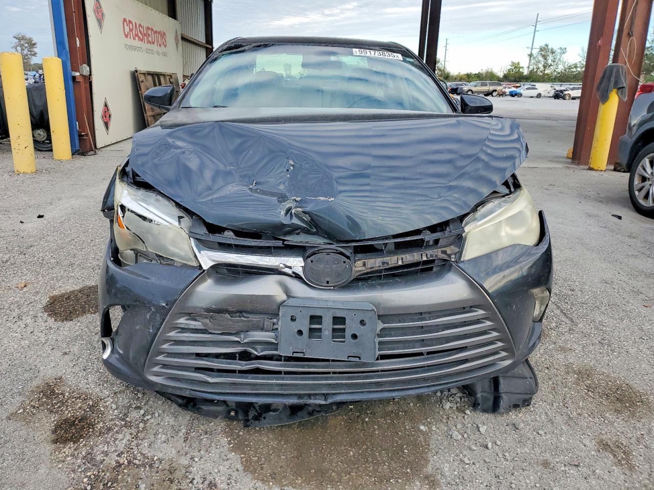 2016 TOYOTA CAMRY LE photo 5