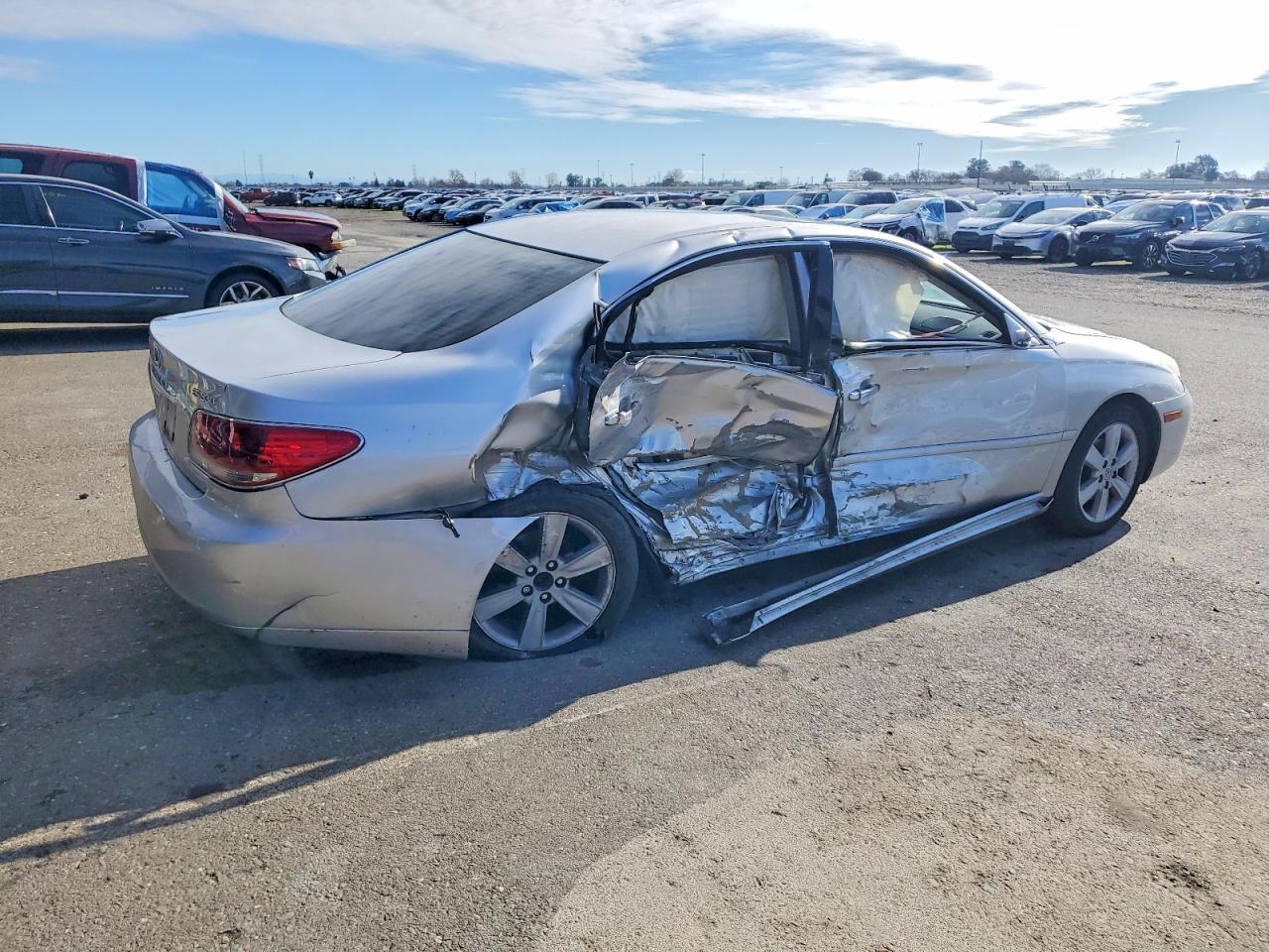 2005 LEXUS ES 330 photo 3