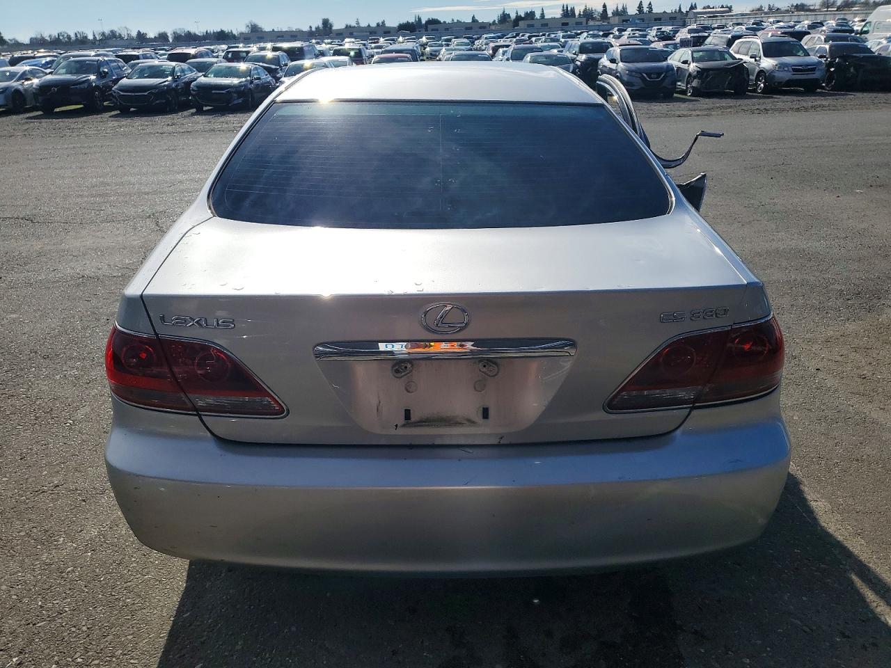 2005 LEXUS ES 330 photo 6