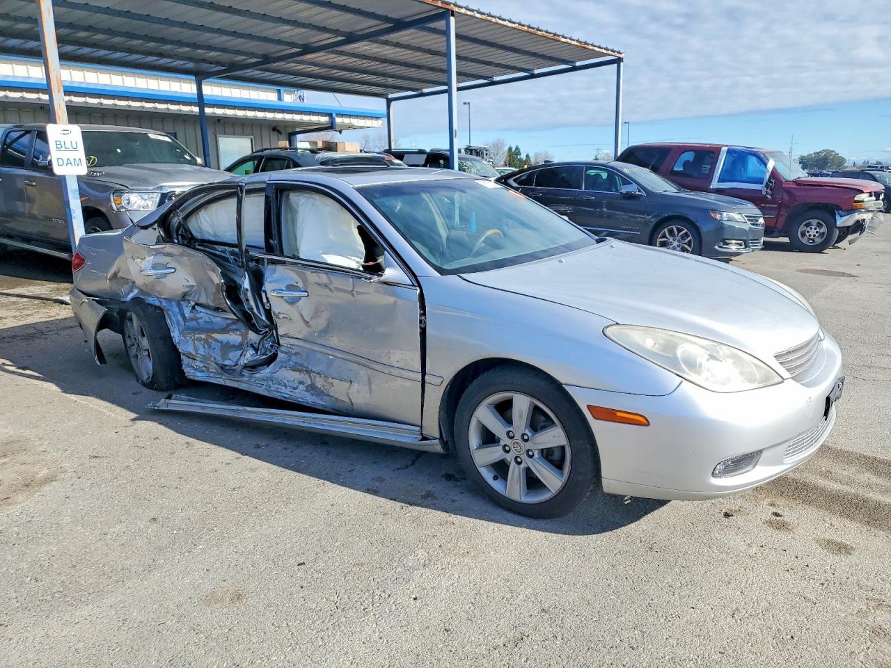 2005 LEXUS ES 330 photo 4