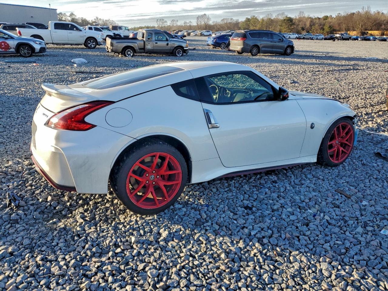 2016 NISSAN 370Z BASE photo 3