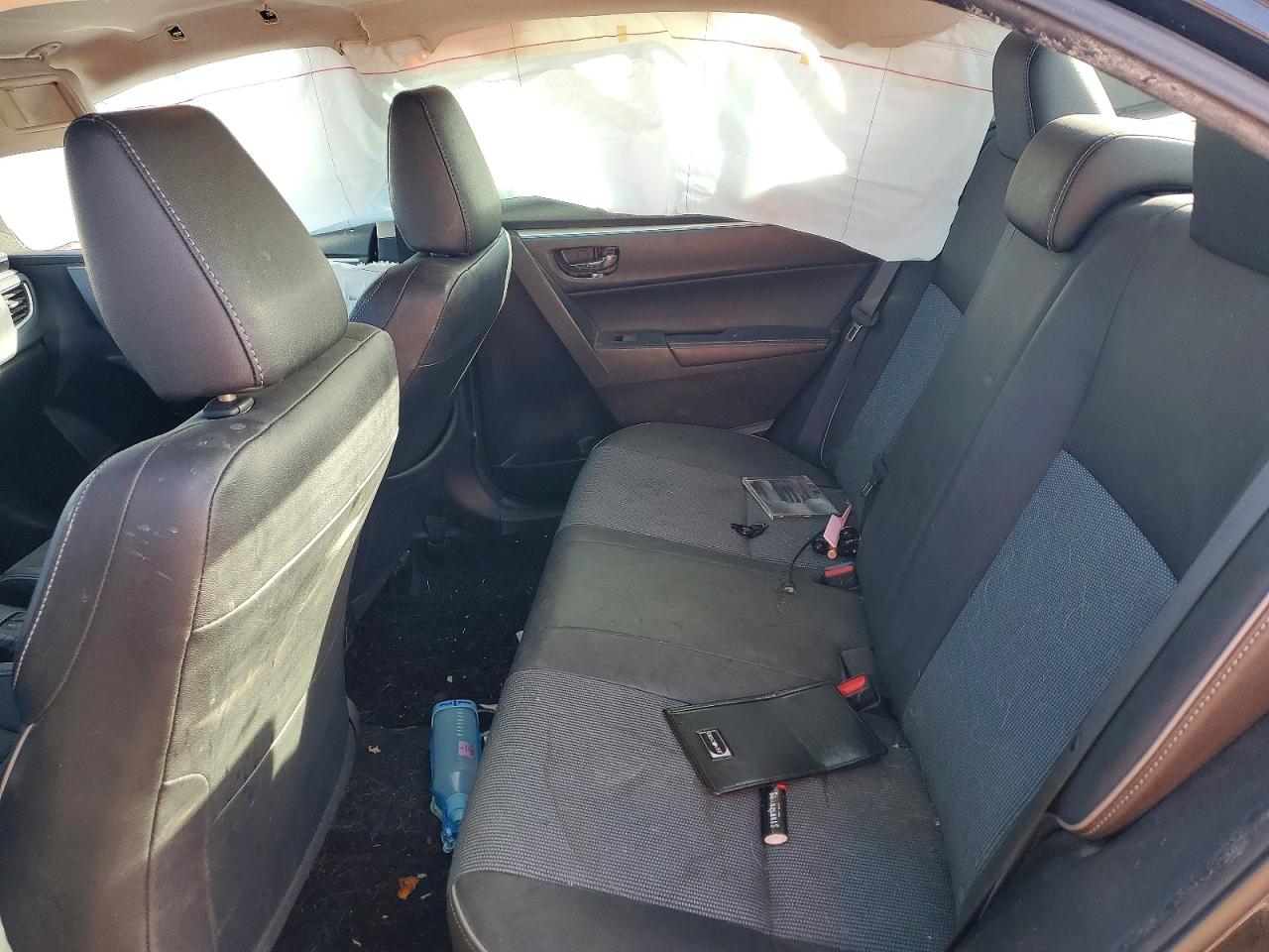 2014 TOYOTA COROLLA L photo 10