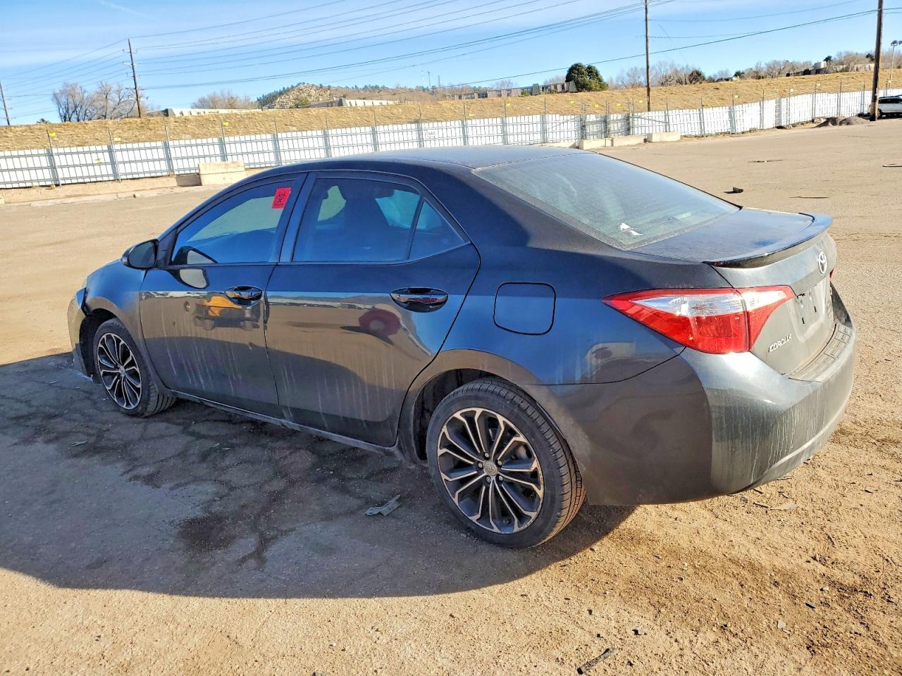 2014 TOYOTA COROLLA L photo 2