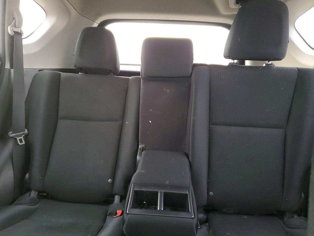2018 TOYOTA RAV4 LE photo 10