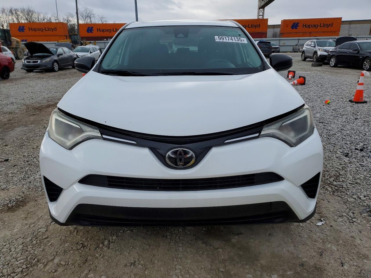 2018 TOYOTA RAV4 LE photo 5