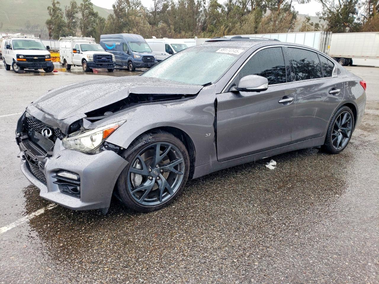2015 INFINITI Q50